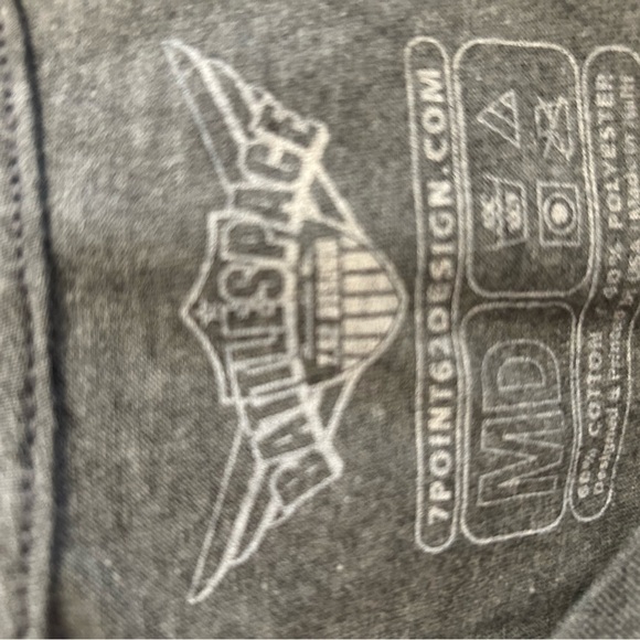 🌷Like new unisex medium First 1st Cavalry Division United States Army t shirt🌷 - Picture 4 of 4